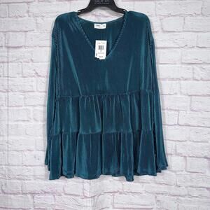 TINSEL Women's Plus Size 3X Pleated Tunic Top NWT